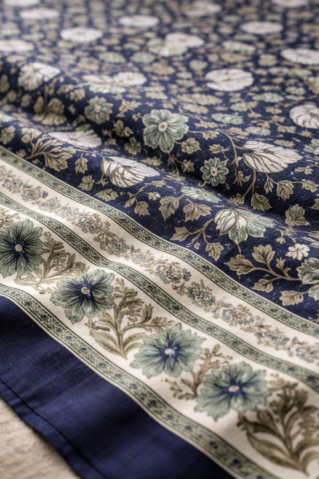 Premium Kalamkari Cotton Fitted Bedsheet Set – 95x108 Inch (241x274 cm) Handcrafted Block Print | Includes 2 Pillow Covers